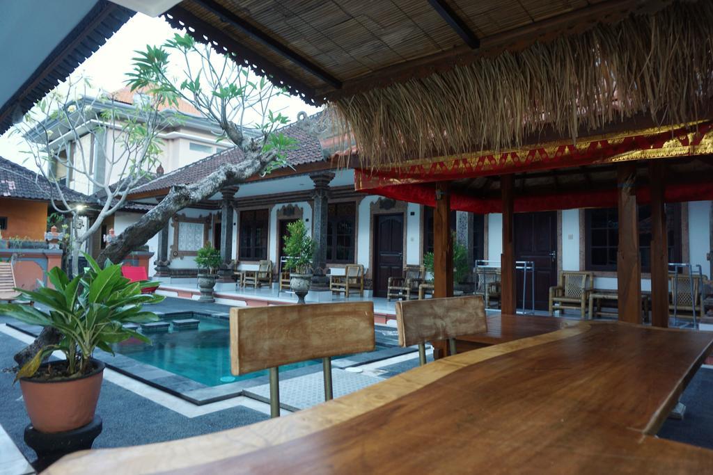 Komala Indah II Beach Inn Bali Bagian luar foto