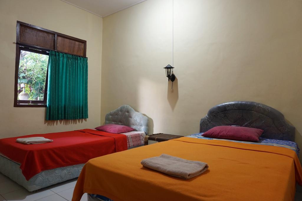 Komala Indah II Beach Inn Bali Bagian luar foto
